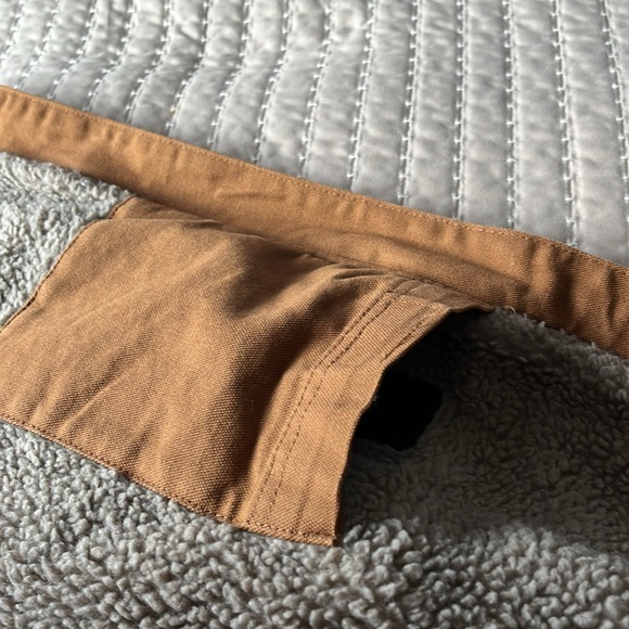 Men’s Carhartt Sherpa Lined Brown Vest - Picture 9 of 11